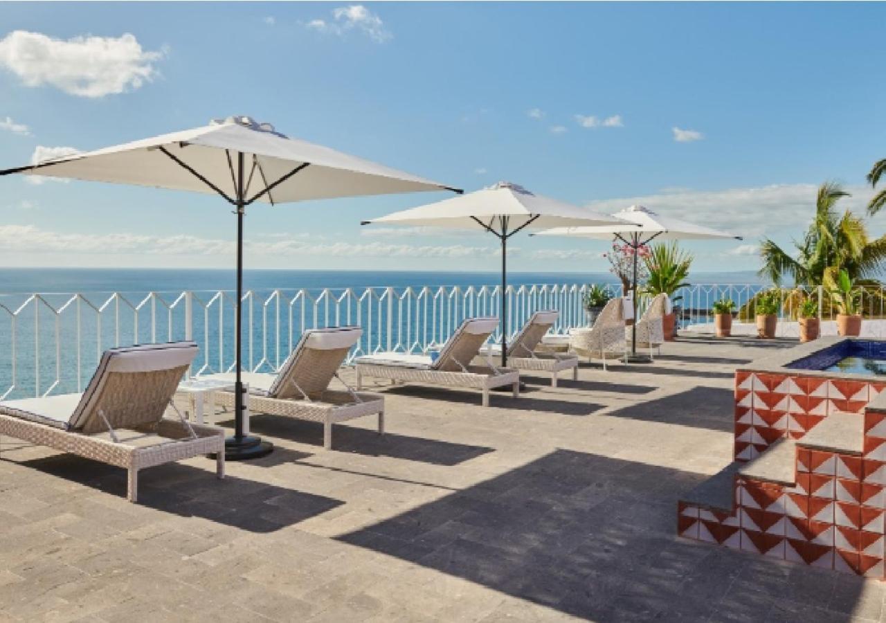 Hotel Luxury Patio Azul (Adults Only) Puerto Vallarta Dış mekan fotoğraf Rooftop pool