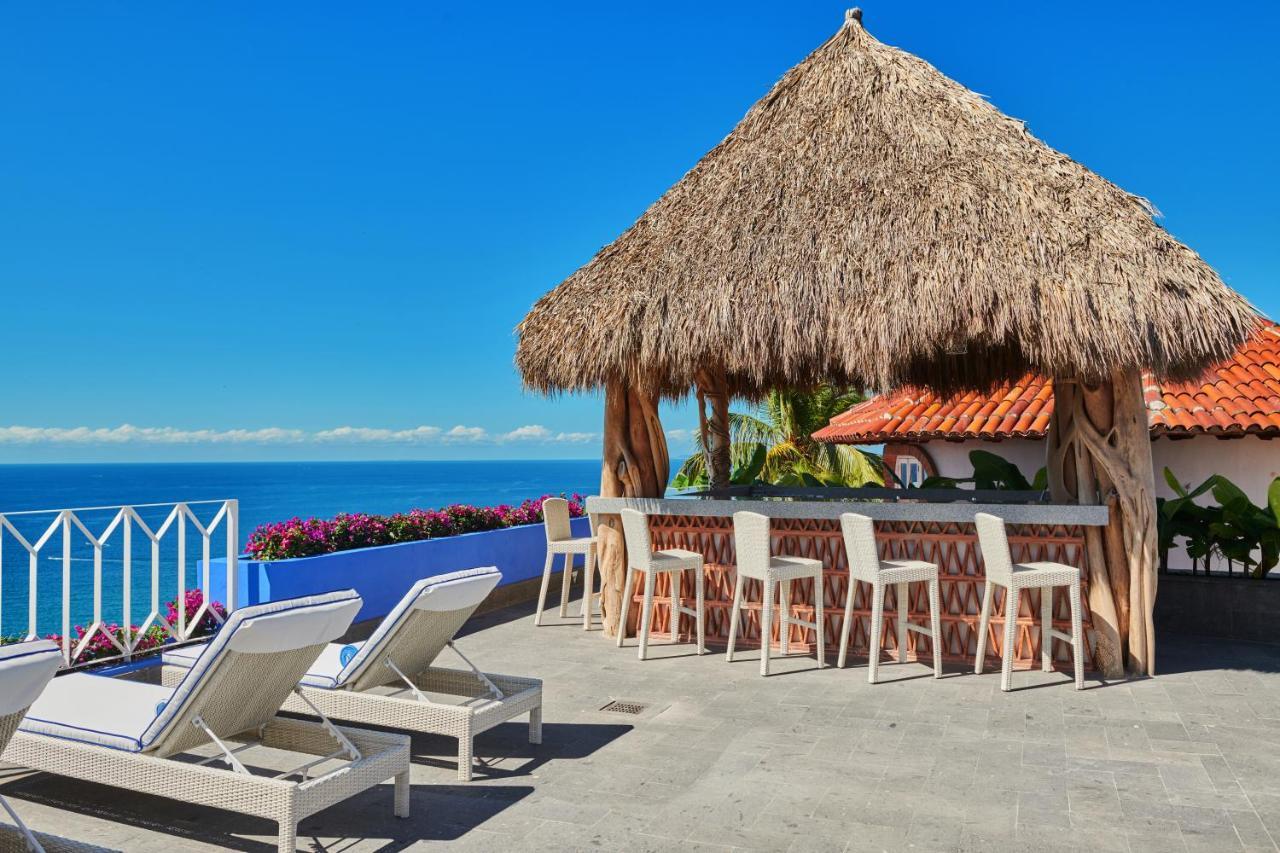 Hotel Luxury Patio Azul (Adults Only) Puerto Vallarta Dış mekan fotoğraf Rooftop bar at the Hotel El Ganchán