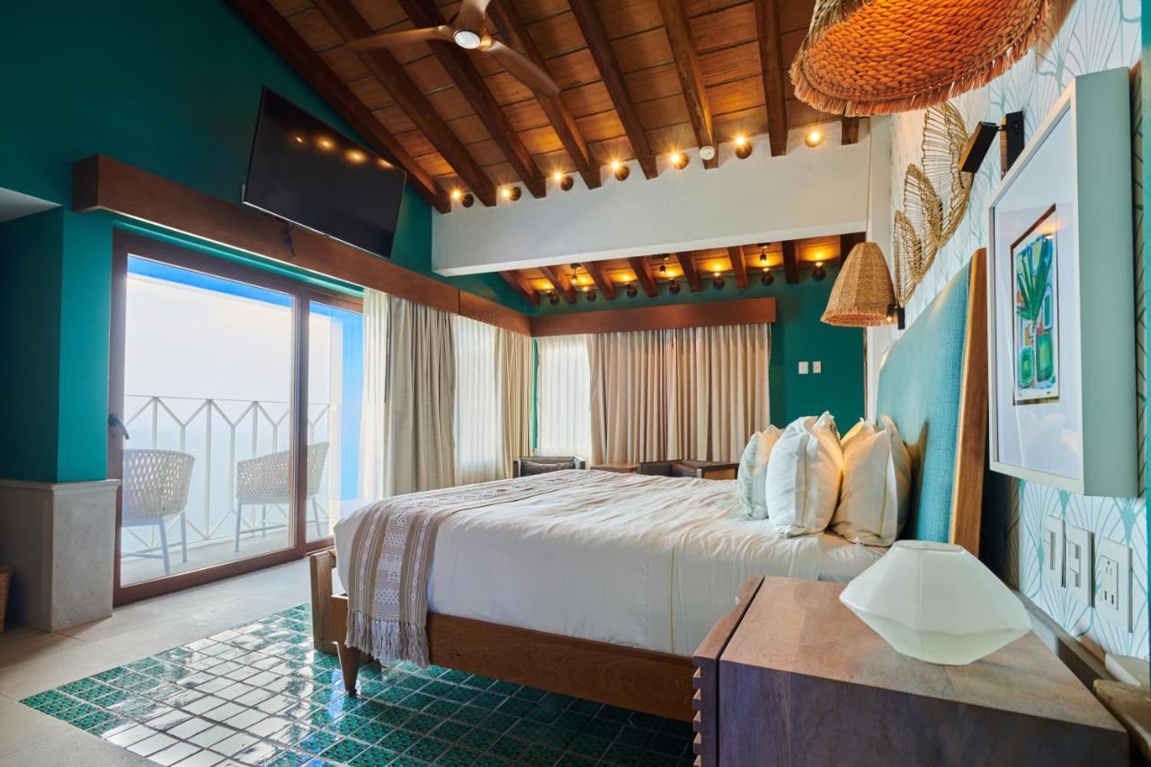 Hotel Luxury Patio Azul (Adults Only) Puerto Vallarta Dış mekan fotoğraf Suite at the Hotel Habitas