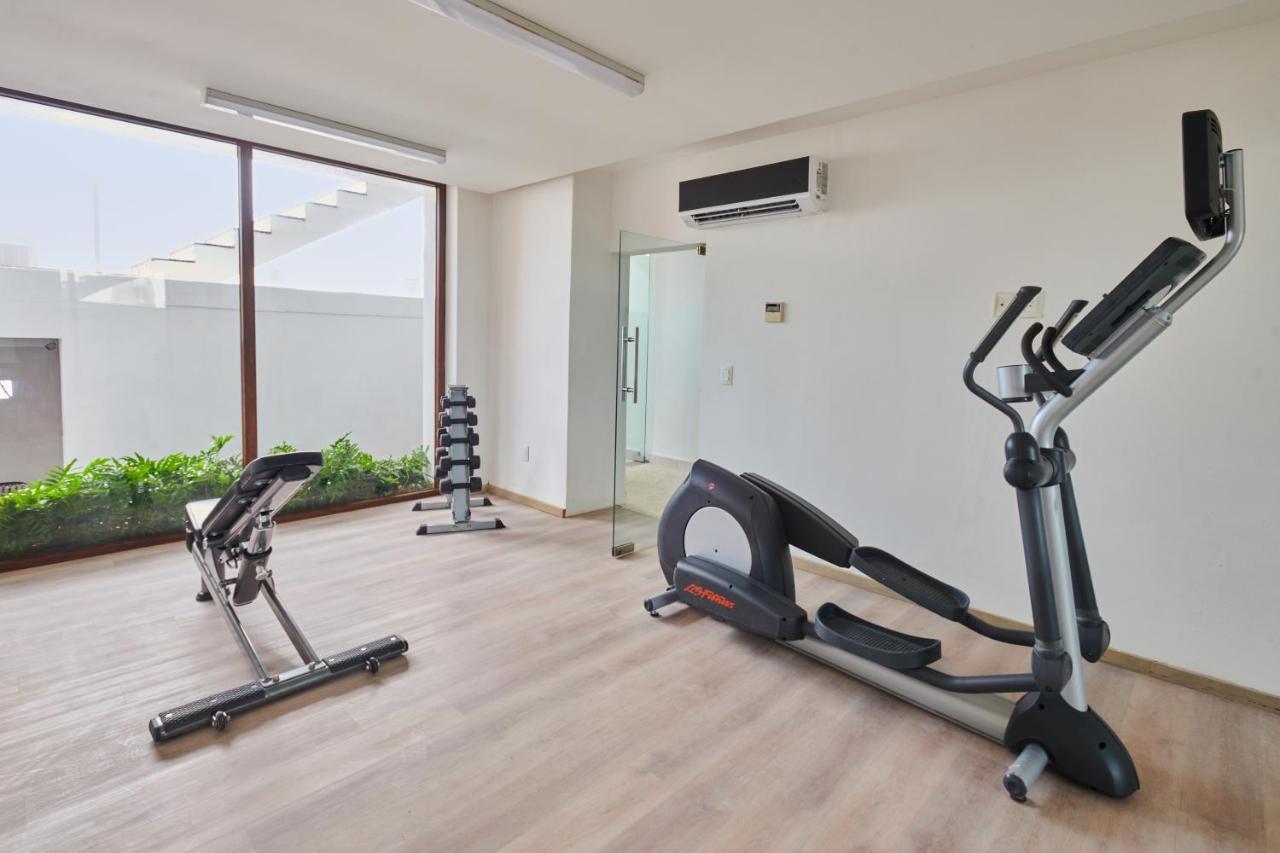 Hotel Luxury Patio Azul (Adults Only) Puerto Vallarta Dış mekan fotoğraf Elliptical cross trainer