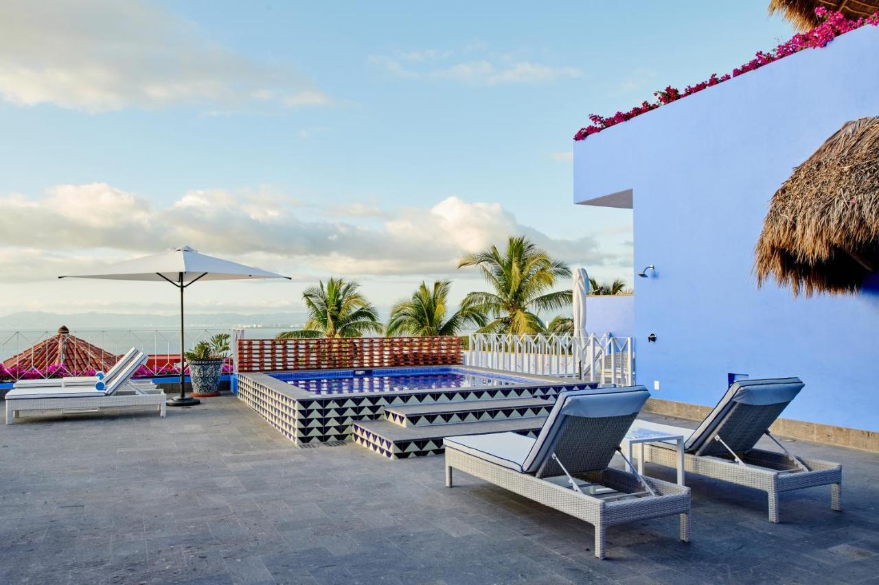 Hotel Luxury Patio Azul (Adults Only) Puerto Vallarta Dış mekan fotoğraf Rooftop pool at the Hotel Habita, Tulum, Mexico